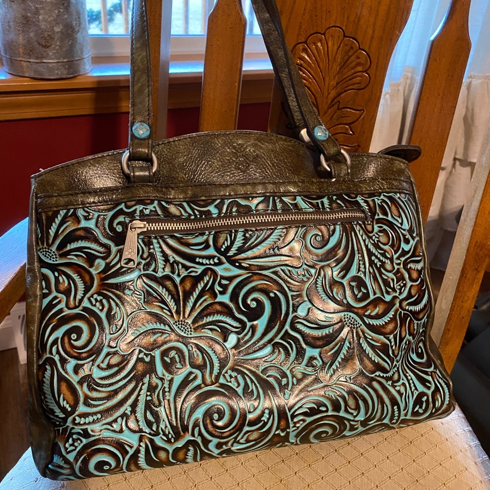 Patricia Nash shoulder bag.